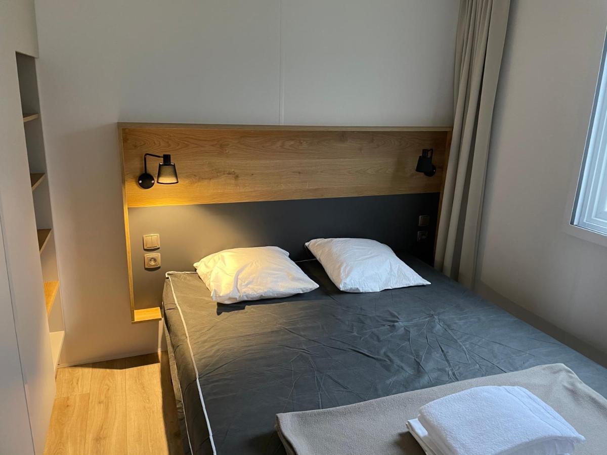 Mobilhome Tout Confort R10 Domaine De Lanniron Quimper Bagian luar foto